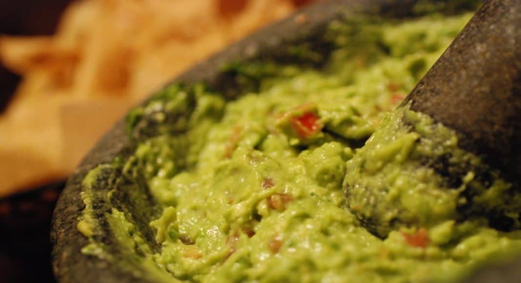 World's Largest Batch Of Guac