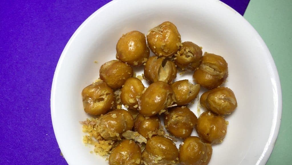DIY Roasted Cannabis Chickpeas For a Cheap Medicated Snack