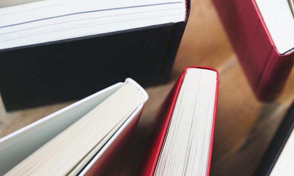 meghan markle wants you to read these 5 books
