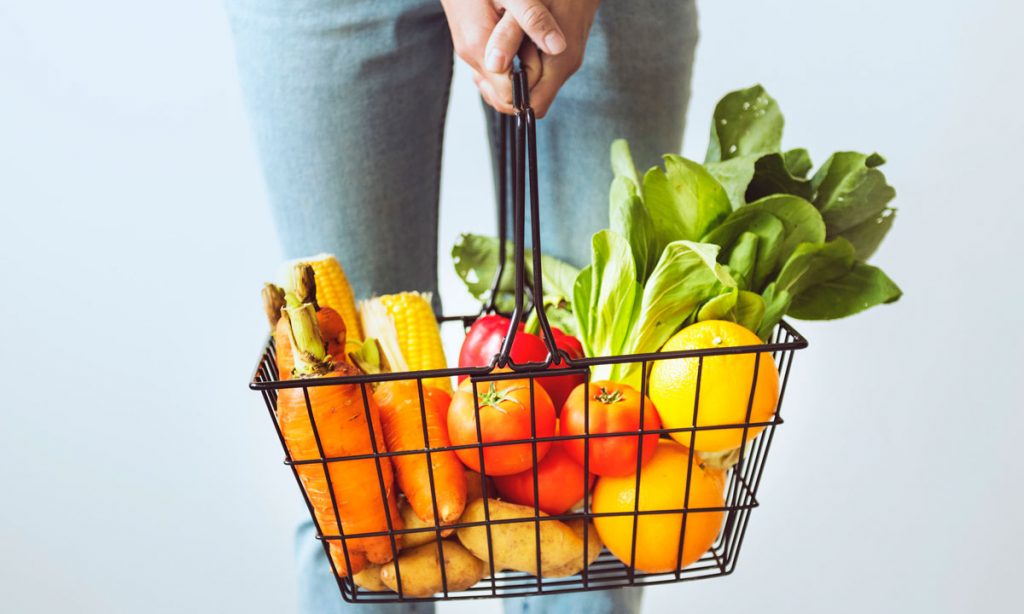5 Tips That'll Help You Save Money On Groceries