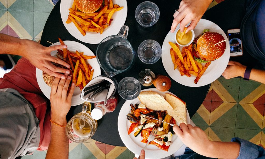 eating the same lunch everyday might help you cope with stress