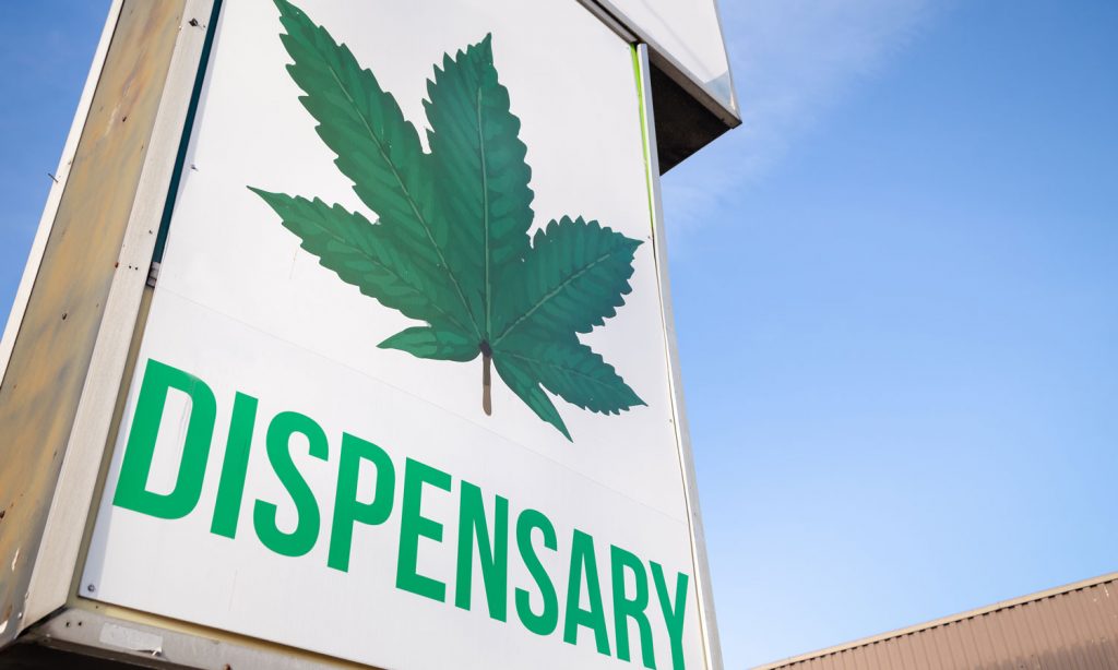 5 questions you should ask yourself before visiting a marijuana dispensary