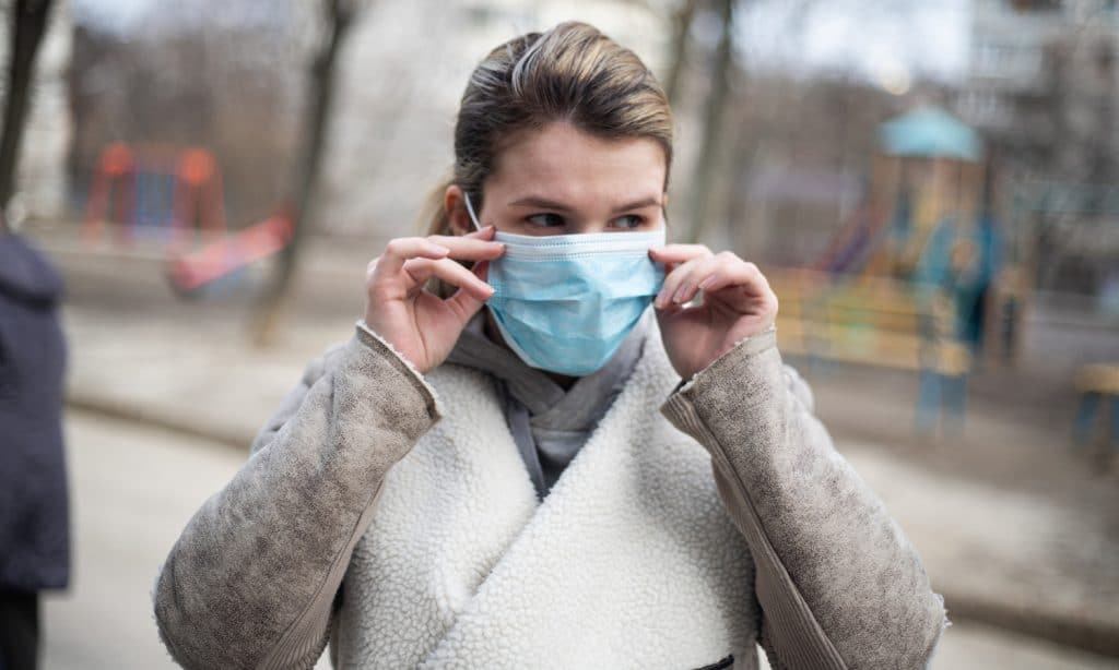 Experts Are Now Recommending Wearing This Type Of Face Mask