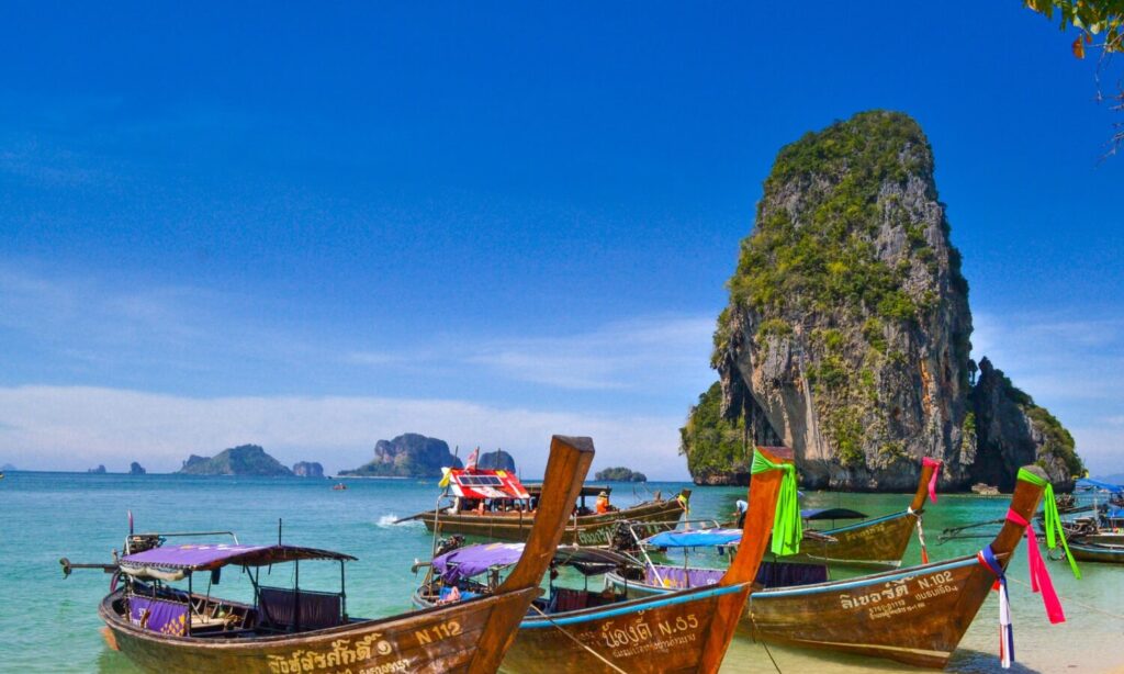 Traveling To Thailand? Here's What You Should Know About Their Weed Laws